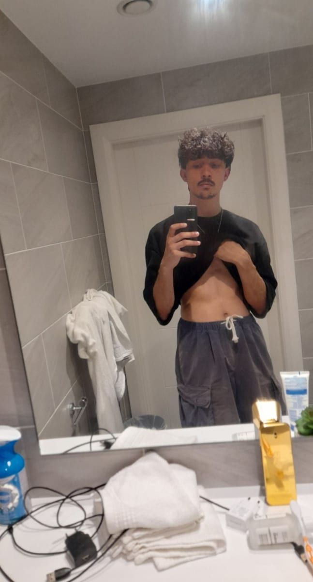 Profil de Adnan